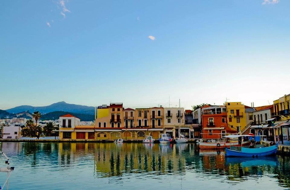 Sea View Cozy Studio Near Center Of Rethymno Town Bagian luar foto